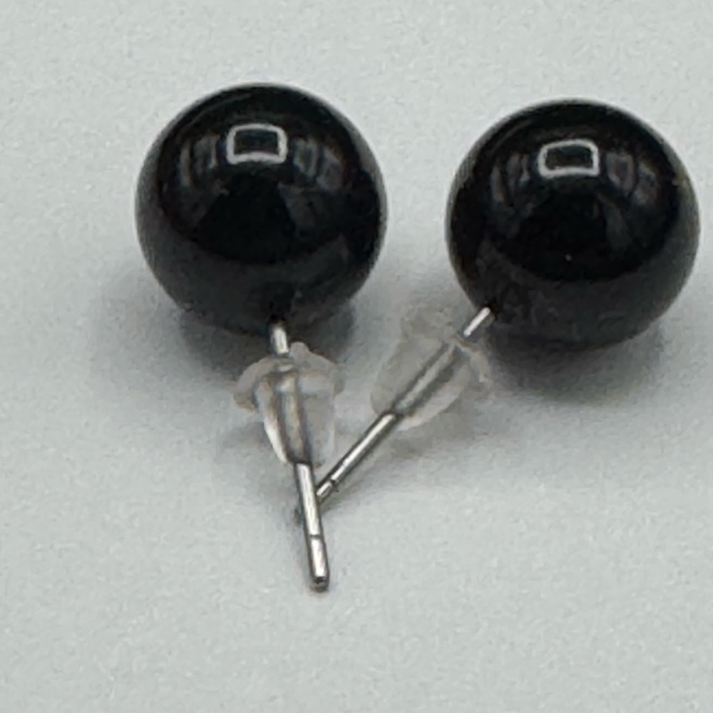 Black Round Bead Stud Earrings